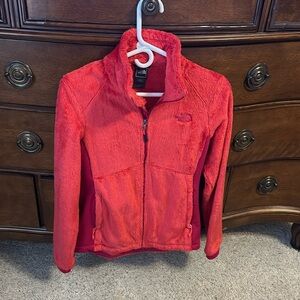 North Face Fleece womens M.  Coral color geeat pre owned condition.